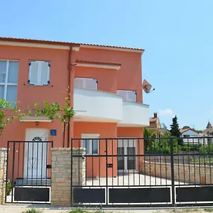  Ferienhaus Family House Branka With Pool
